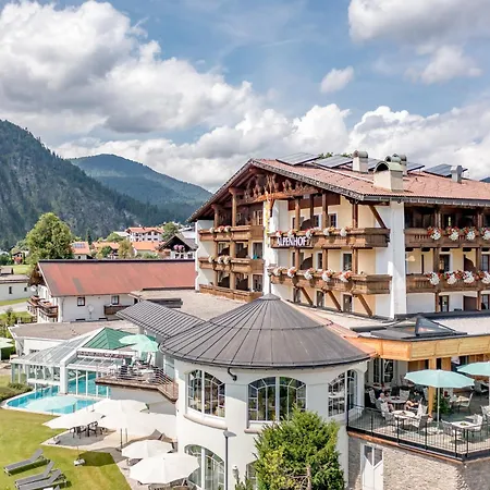 Wellness & Alpenhof Hotel