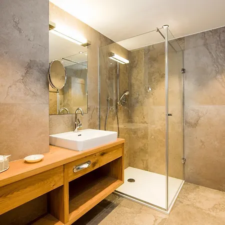 Wellness & Alpenhof Ehrwald